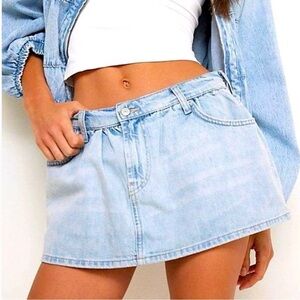 We The Free Demi Denim Mid Rise Skort Y2K Women’s Sz 25 NWT
